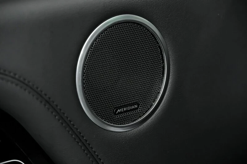 2018 Land Rover Range Rover L405 - Image 14 of 31