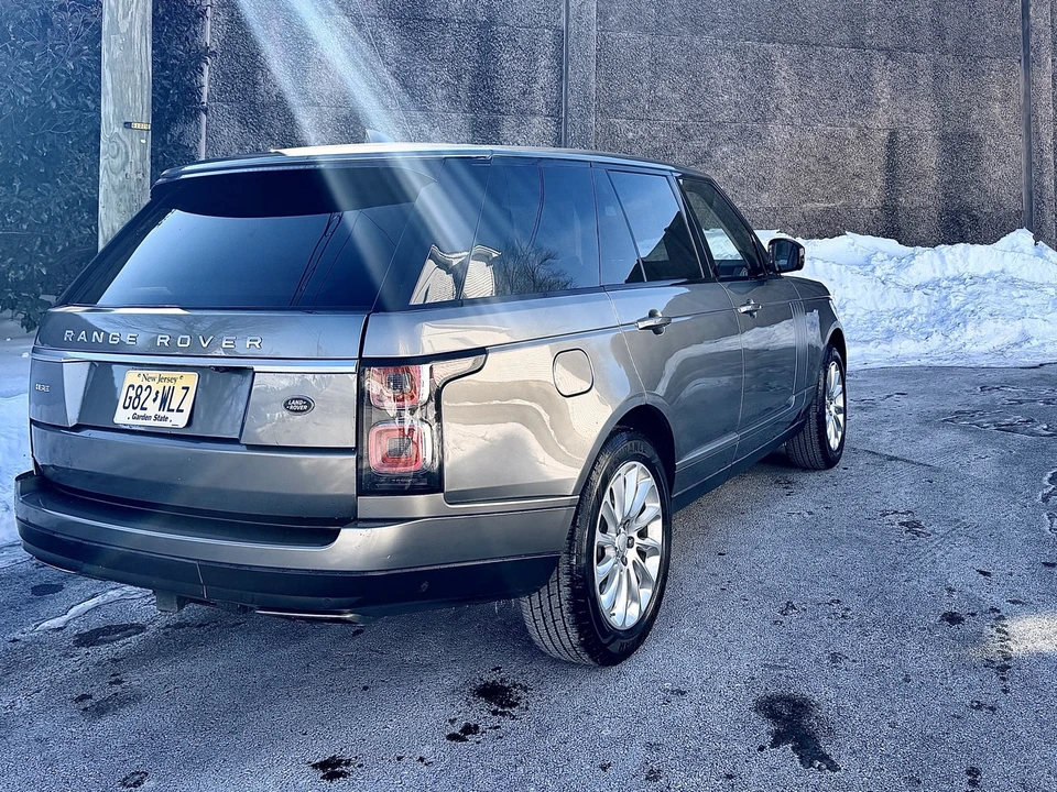 2018 Land Rover Range Rover L405 - Image 5 of 21