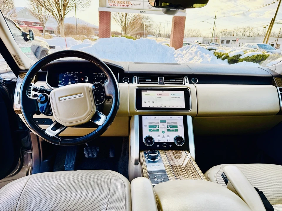 2018 Land Rover Range Rover L405 - Image 14 of 21