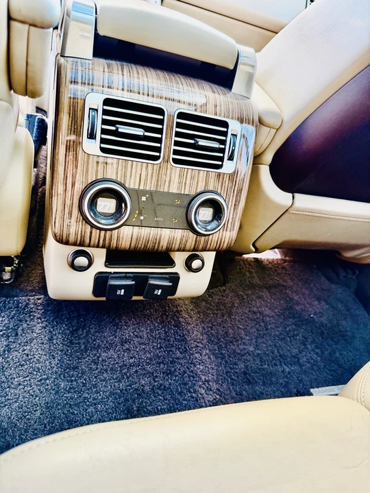 2018 Land Rover Range Rover L405 - Image 11 of 21