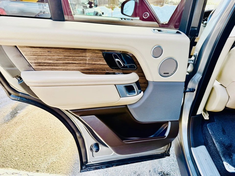 2018 Land Rover Range Rover L405 - Image 10 of 21