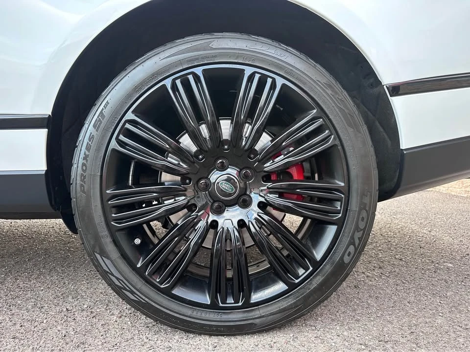 2018 Land Rover Range Rover L405 - Image 11 of 20
