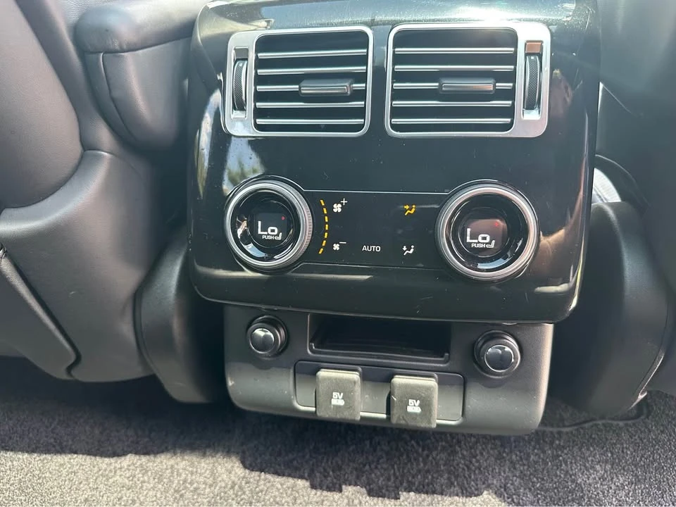 2018 Land Rover Range Rover L405 - Image 13 of 20