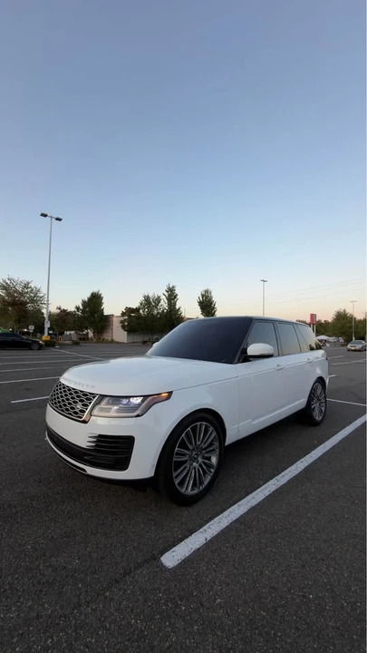 2018 Land Rover Range Rover L405 - Image 2 of 12