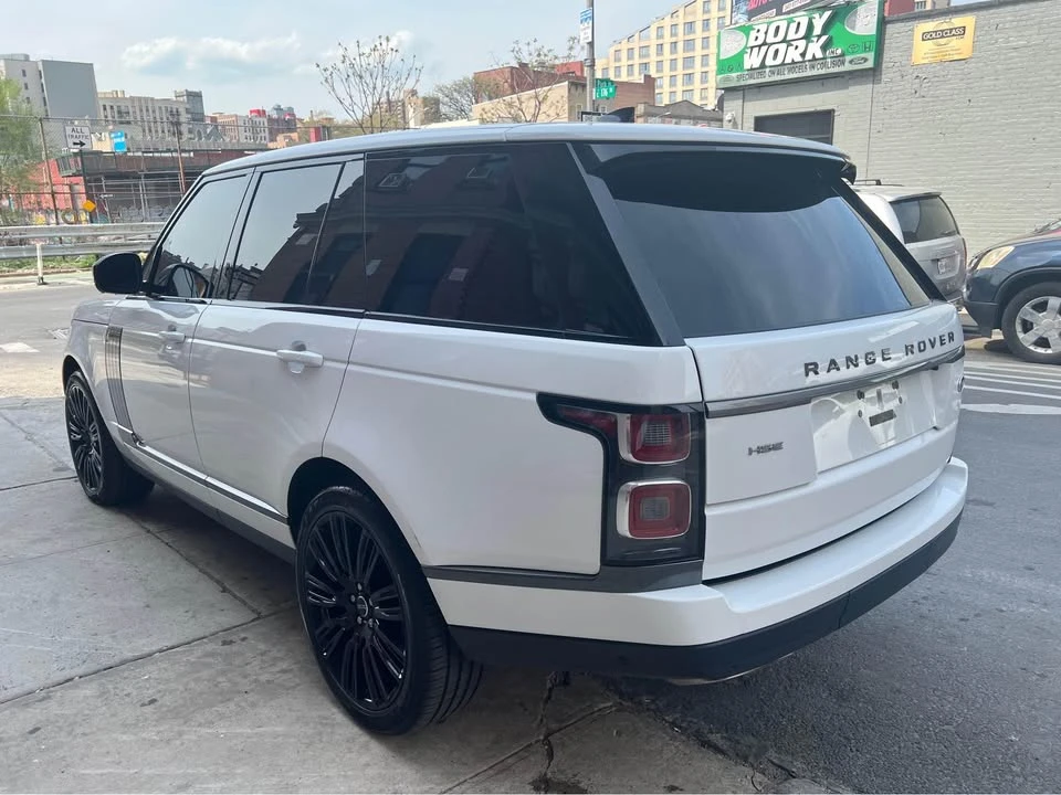 2018 Land Rover Range Rover L405 - Image 9 of 10