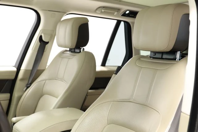 2018 Land Rover Range Rover L405 - Image 14 of 21
