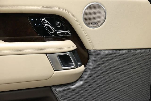 2018 Land Rover Range Rover L405 - Image 10 of 12