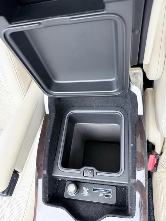2018 Land Rover Range Rover L405 - Image 12 of 14