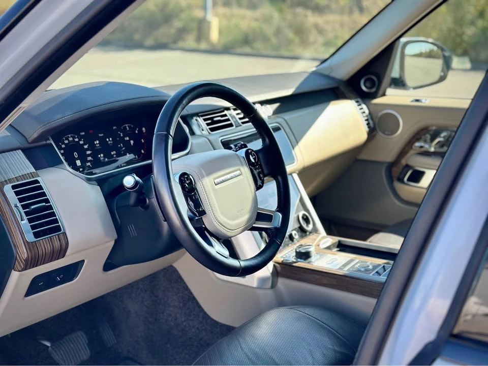 2018 Land Rover Range Rover L405 - Image 8 of 15