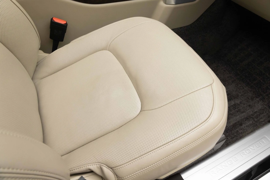 2018 Land Rover Range Rover L405 - Image 28 of 31