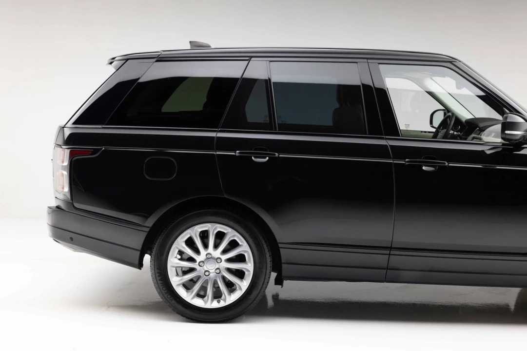 2018 Land Rover Range Rover L405 - Image 25 of 31
