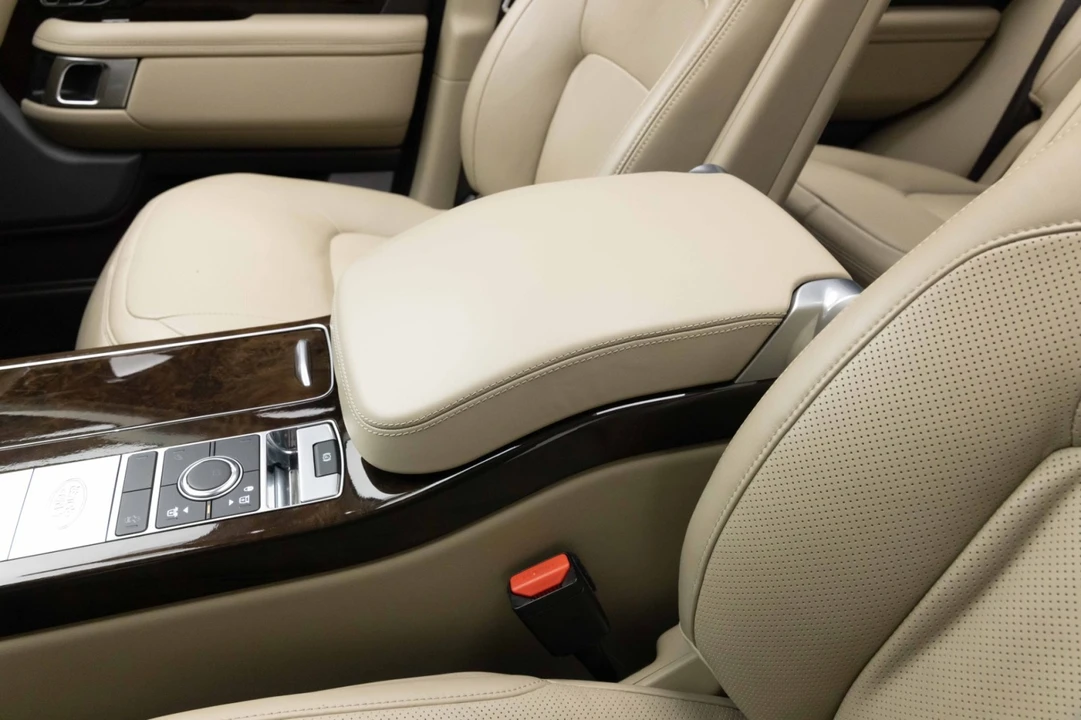 2018 Land Rover Range Rover L405 - Image 30 of 31