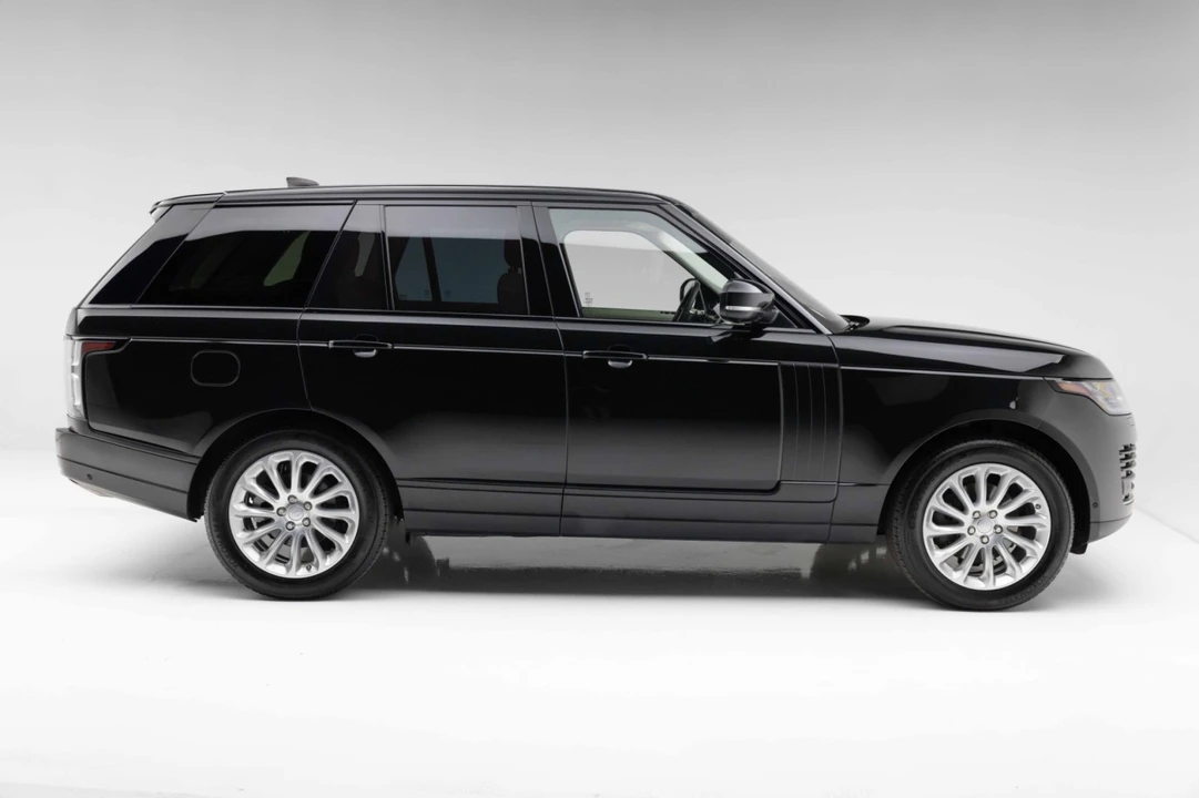 2018 Land Rover Range Rover L405 - Image 11 of 31
