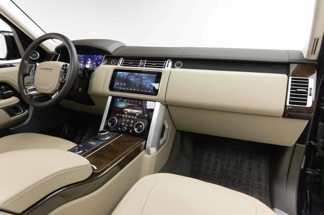 2018 Land Rover Range Rover L405 - Image 2 of 31