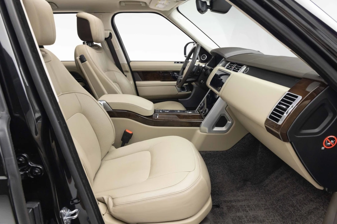 2018 Land Rover Range Rover L405 - Image 18 of 31