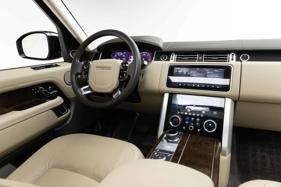 2018 Land Rover Range Rover L405 - Image 12 of 31