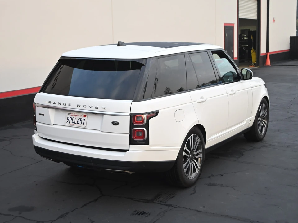 2018 Land Rover Range Rover L405 - Image 20 of 31