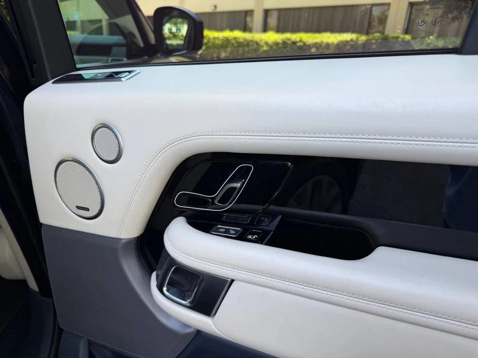 2018 Land Rover Range Rover L405 - Image 9 of 18