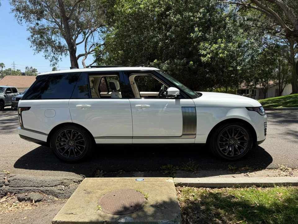 2018 Land Rover Range Rover L405 - Image 4 of 24