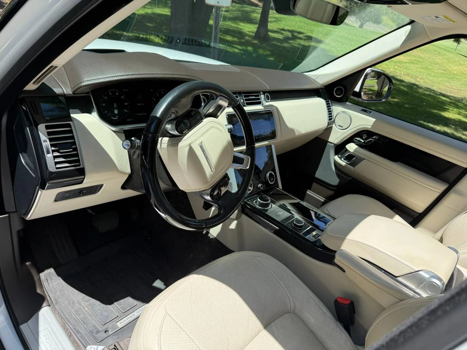 2018 Land Rover Range Rover L405 - Image 8 of 24