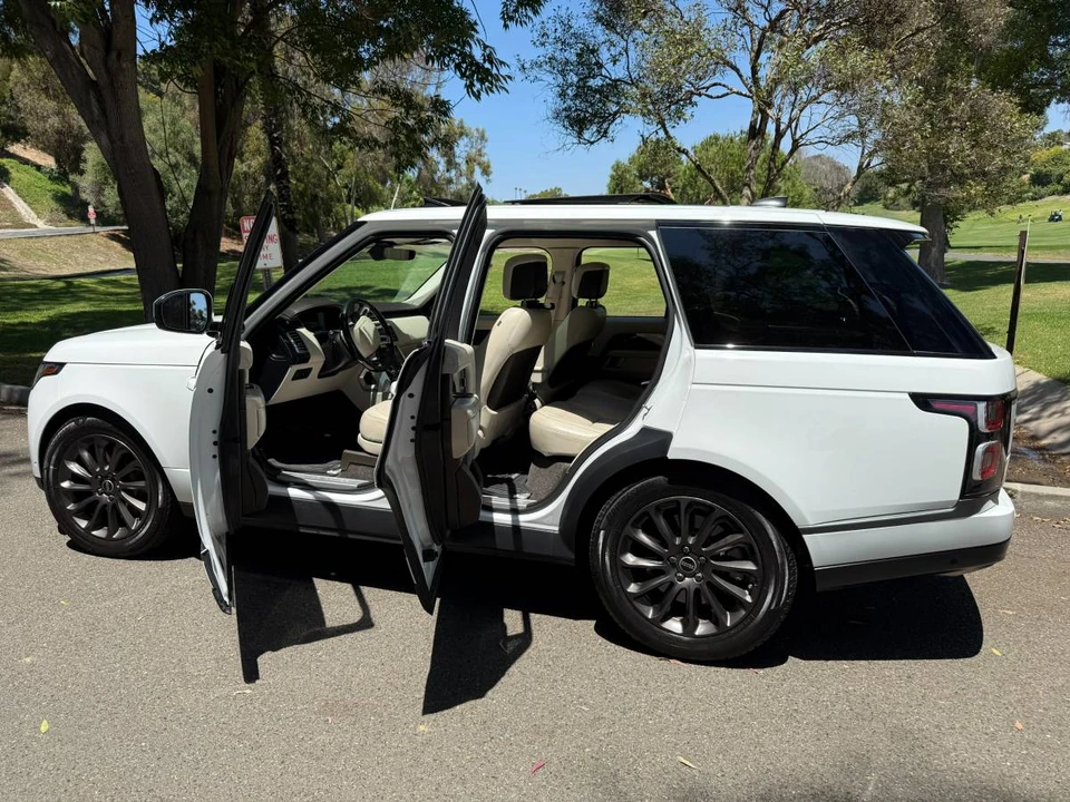 2018 Land Rover Range Rover L405 - Image 6 of 24