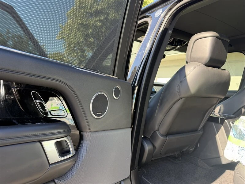 2018 Land Rover Range Rover L405 - Image 13 of 19