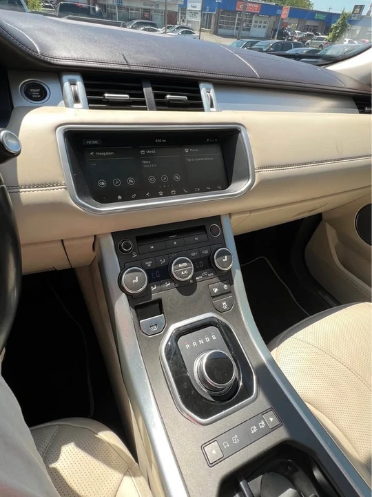2018 Land Rover Range Rover L405 - Image 13 of 17