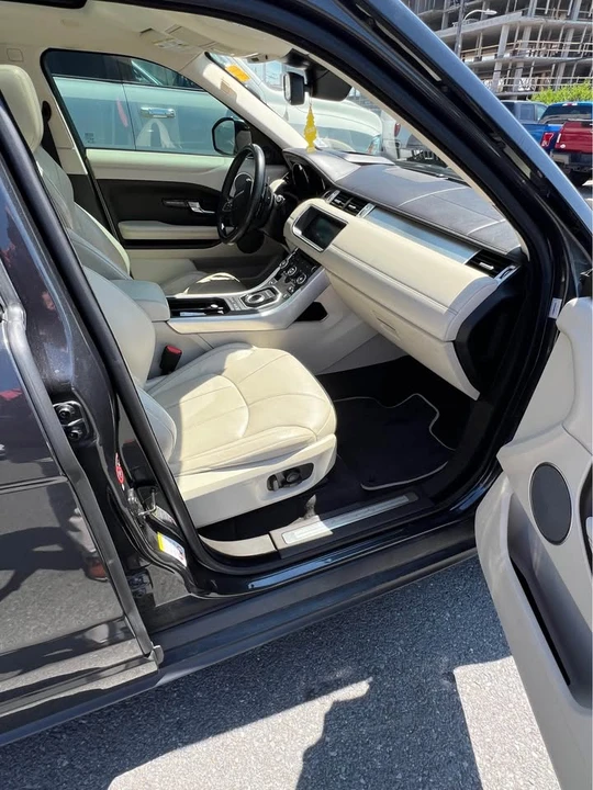 2018 Land Rover Range Rover L405 - Image 9 of 17