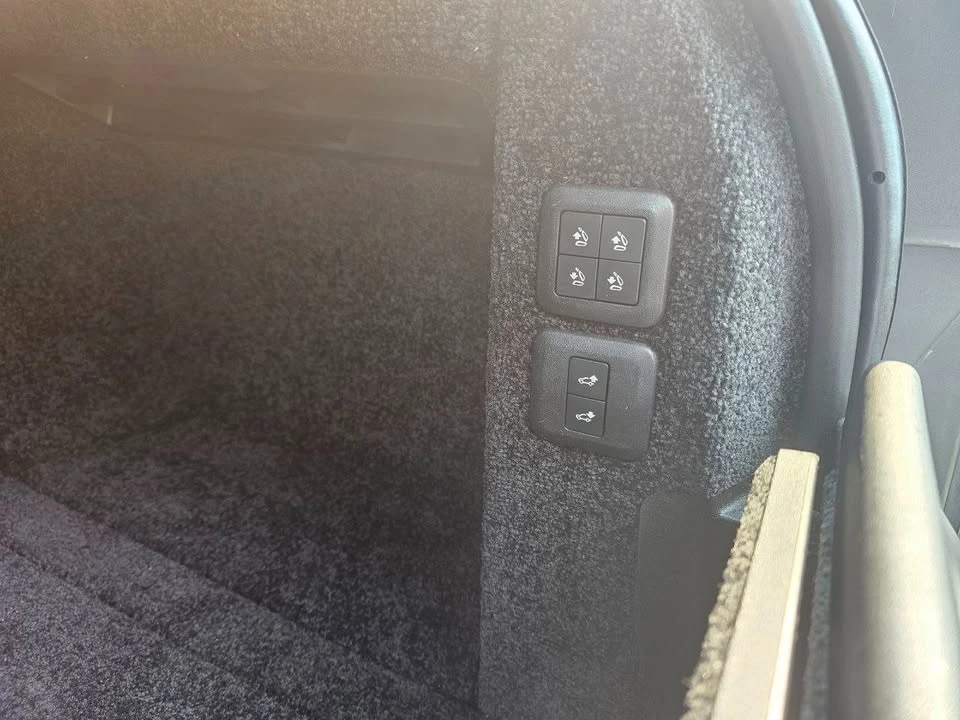 2018 Land Rover Range Rover L405 - Image 7 of 19