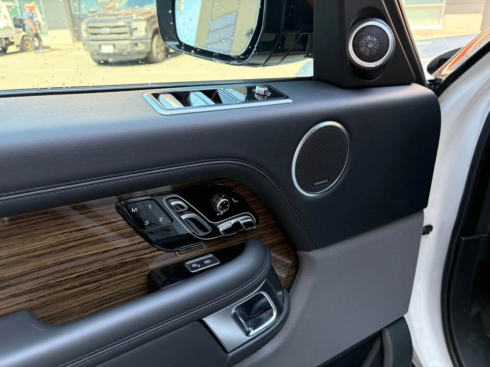 2018 Land Rover Range Rover L405 - Image 3 of 14
