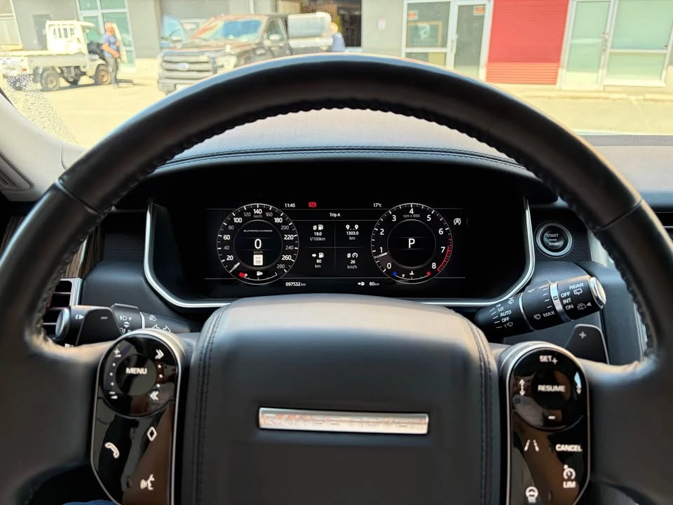 2018 Land Rover Range Rover L405 - Image 7 of 14
