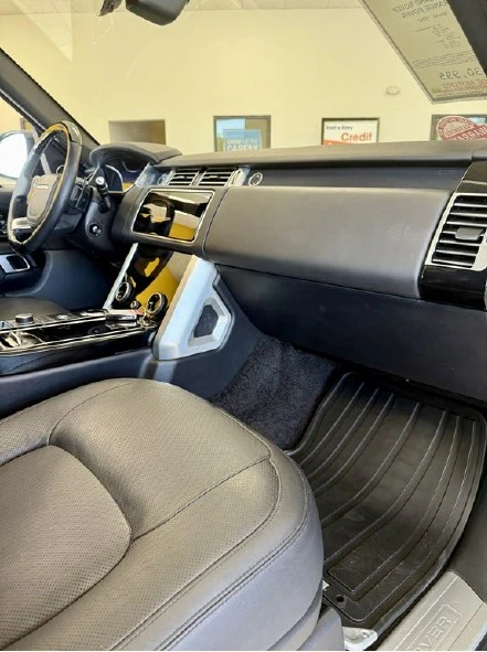2018 Land Rover Range Rover L405 - Image 12 of 20