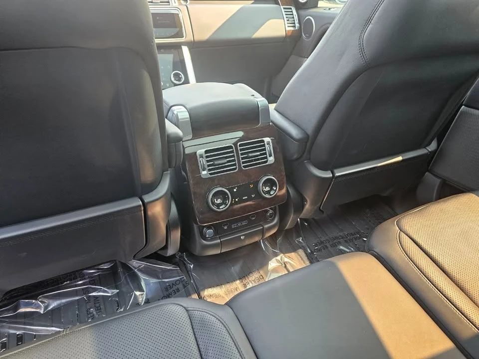 2018 Land Rover Range Rover L405 - Image 9 of 19
