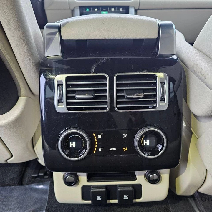 2018 Land Rover Range Rover L405 - Image 18 of 20