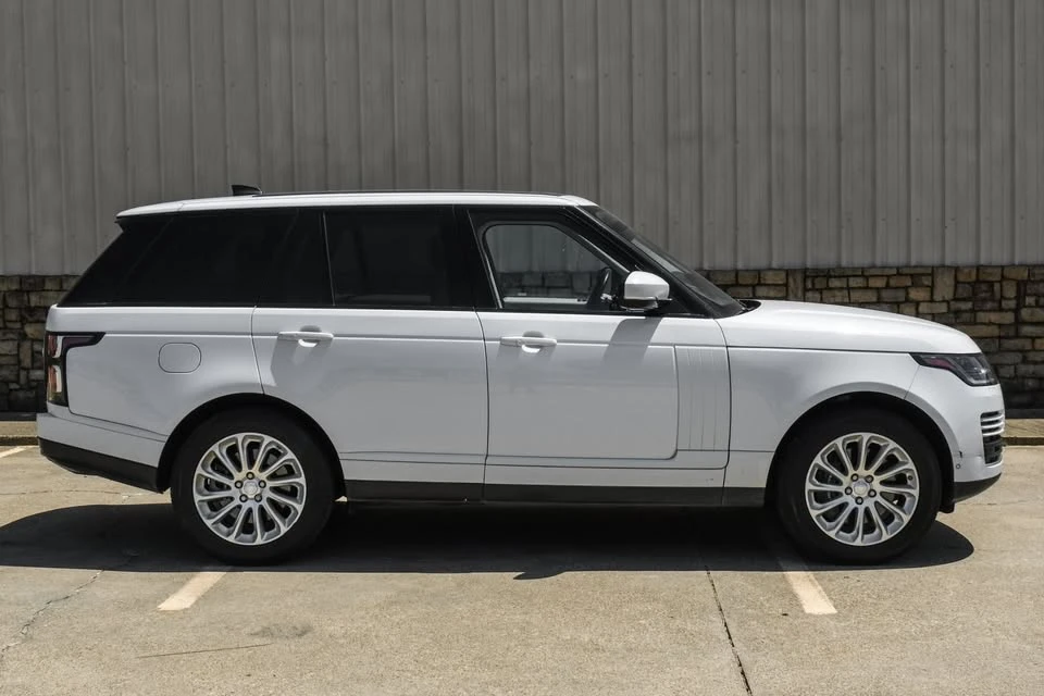 2018 Land Rover Range Rover L405 - Image 9 of 20