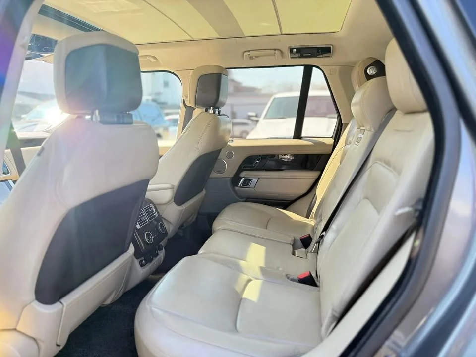 2018 Land Rover Range Rover L405 - Image 8 of 20