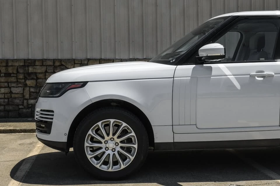 2018 Land Rover Range Rover L405 - Image 14 of 20