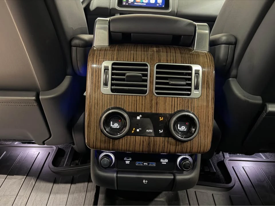 2018 Land Rover Range Rover L405 - Image 13 of 20