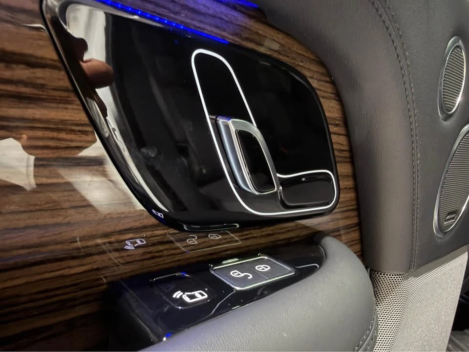 2018 Land Rover Range Rover L405 - Image 14 of 20