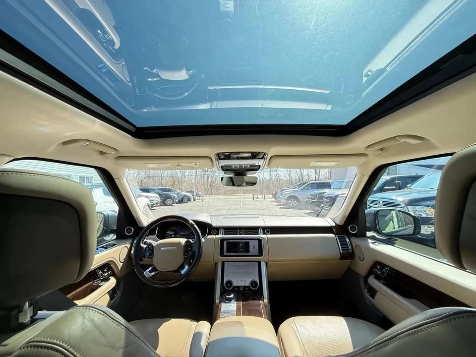 2018 Land Rover Range Rover L405 - Image 11 of 20