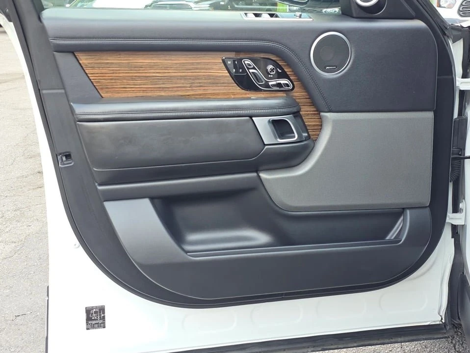 2018 Land Rover Range Rover L405 - Image 18 of 20