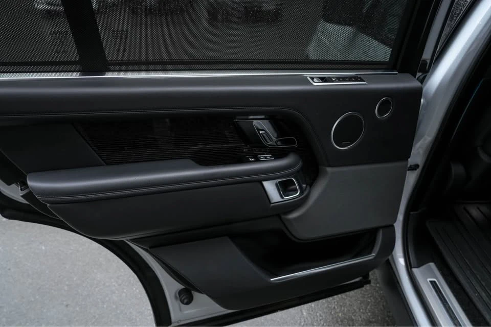 2018 Land Rover Range Rover L405 - Image 4 of 19