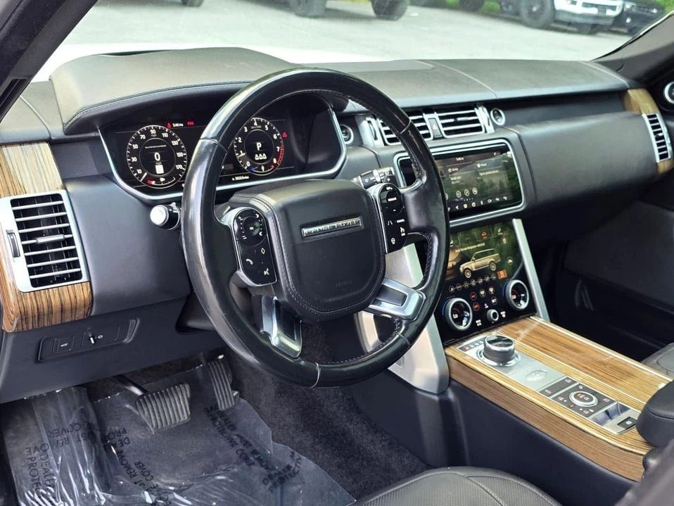 2018 Land Rover Range Rover L405 - Image 9 of 20