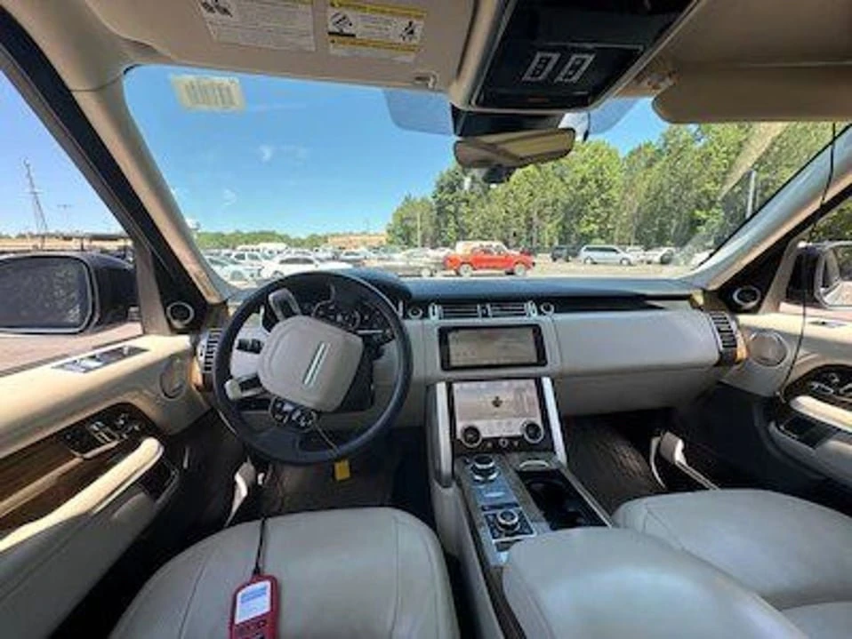 2018 Land Rover Range Rover L405 - Image 12 of 18