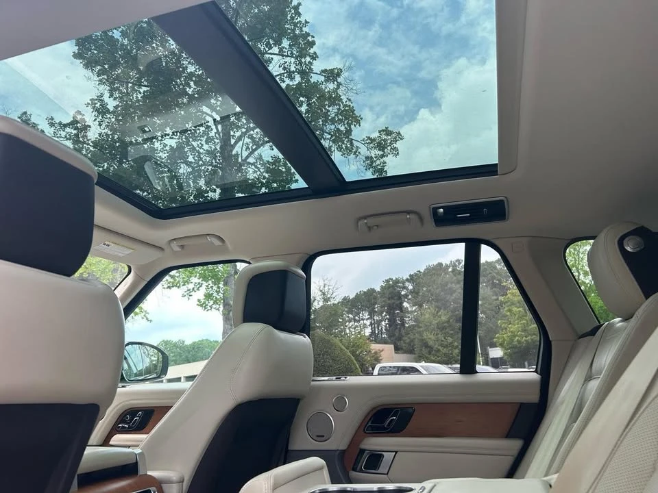 2018 Land Rover Range Rover L405 - Image 17 of 20
