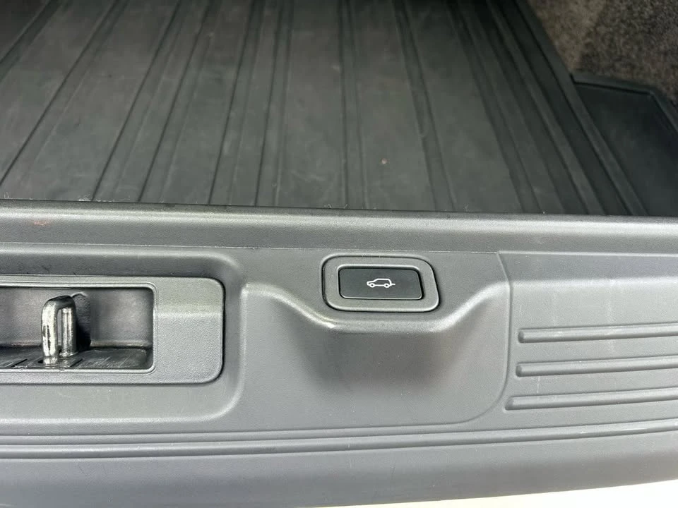 2018 Land Rover Range Rover L405 - Image 19 of 20