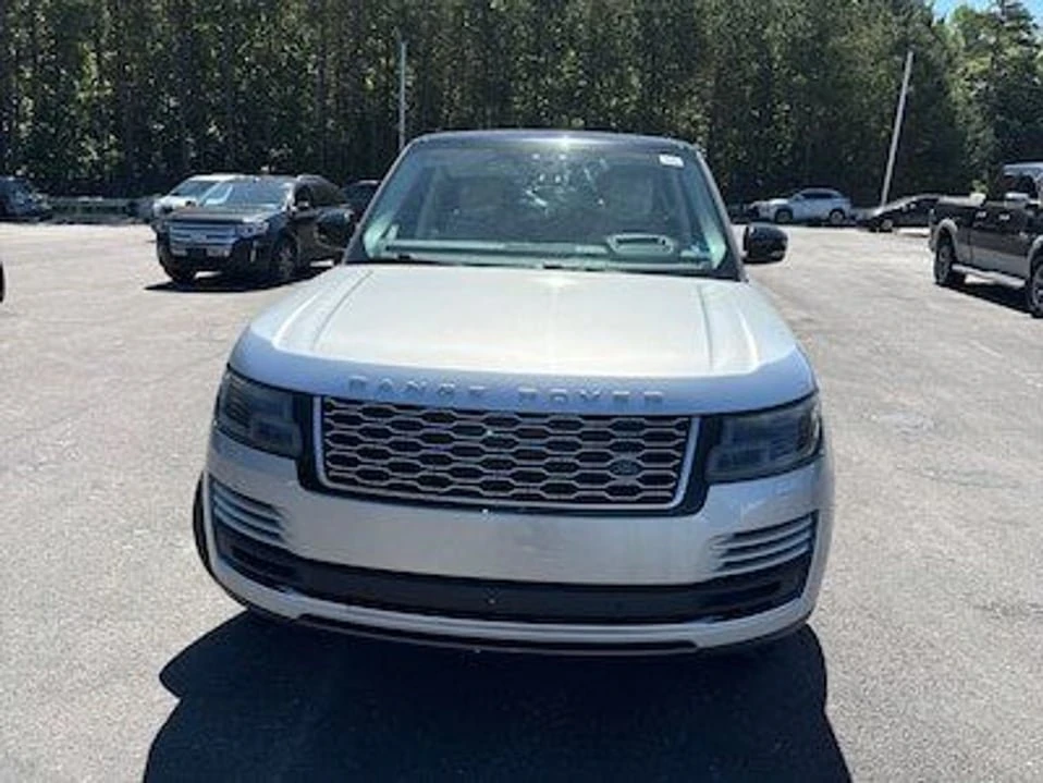 2018 Land Rover Range Rover L405 - Image 9 of 18