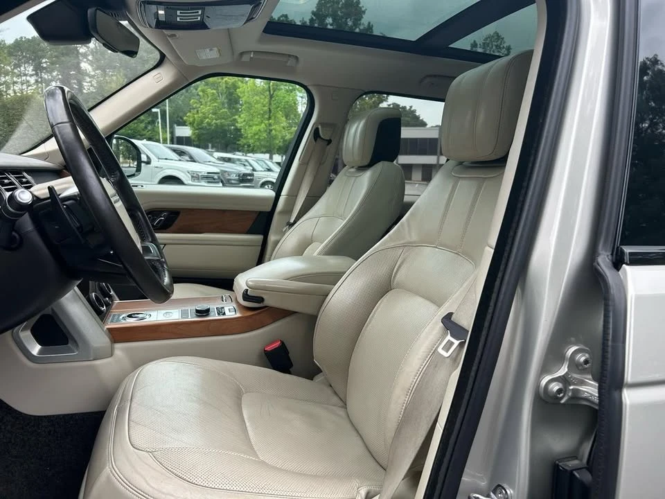 2018 Land Rover Range Rover L405 - Image 12 of 20