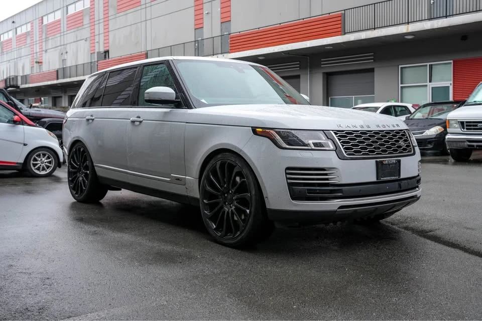 2018 Land Rover Range Rover L405 - Image 17 of 19