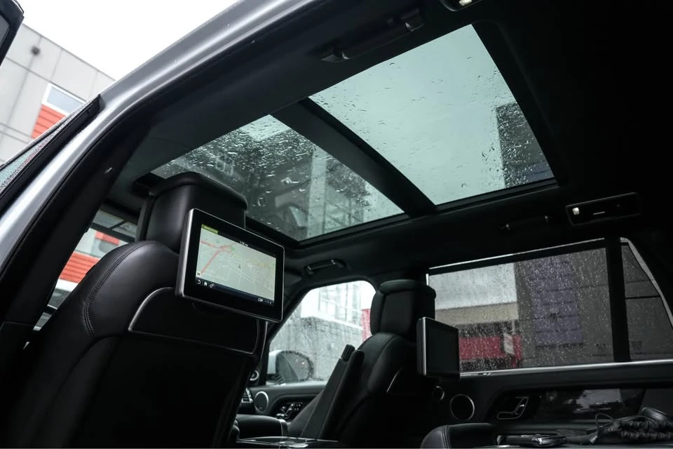 2018 Land Rover Range Rover L405 - Image 5 of 19